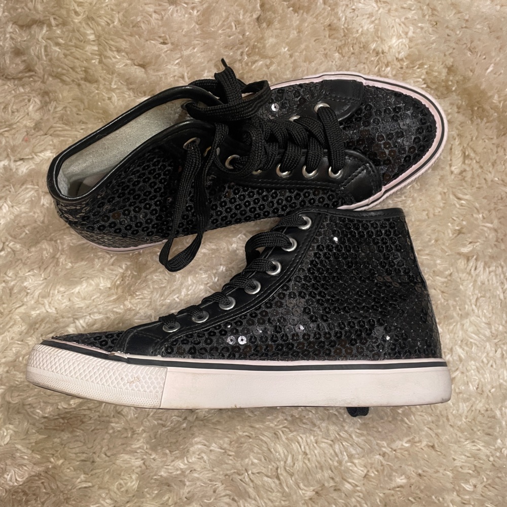 Sparkle Sequin Black sneaker: size 7